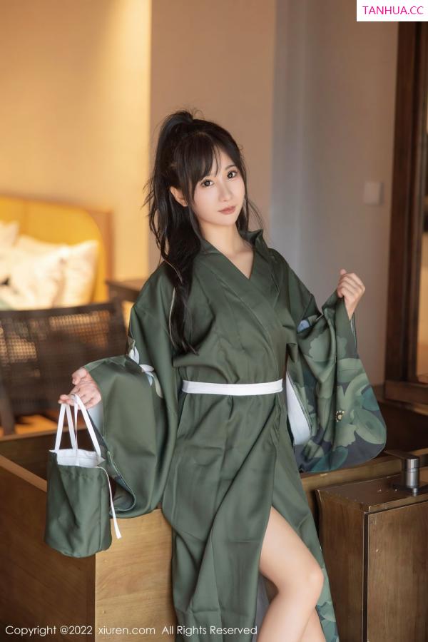 小果冻儿jelly  [XiuRen]高清写真图 2022.07.11 No.5256 小果冻儿第4张图片